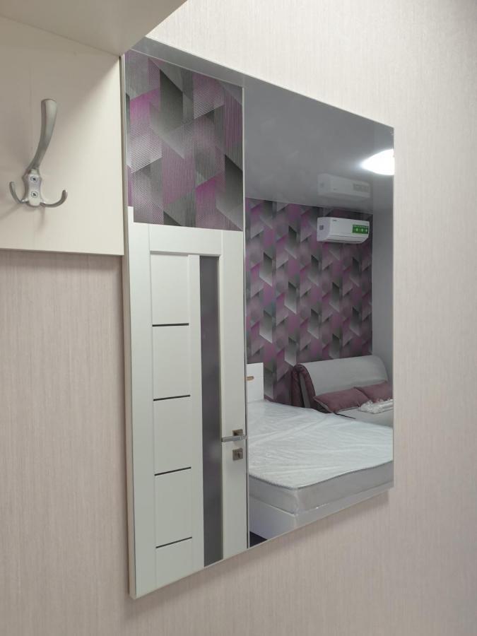 Apart Hotel Malinovskogo Charkiv Esterno foto